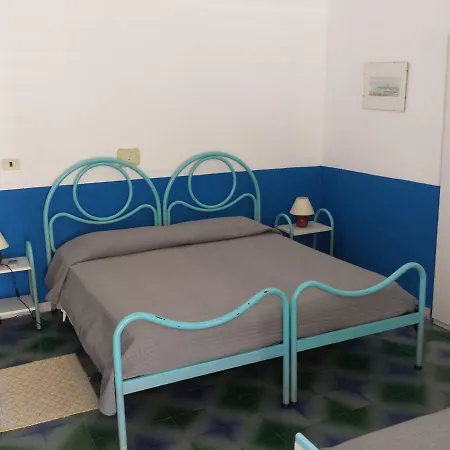 בית הארחה Petrusa Dipendenza סטרומבולי