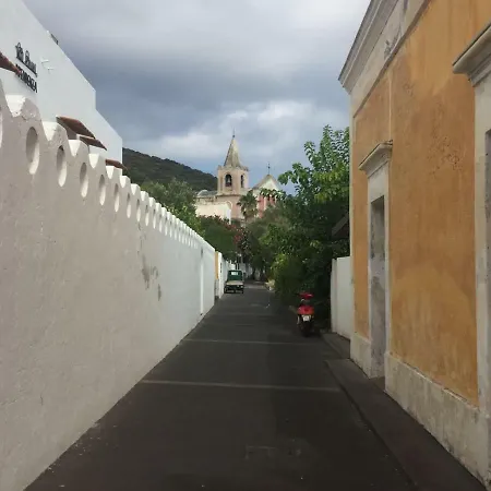 Petrusa Dipendenza * Stromboli
